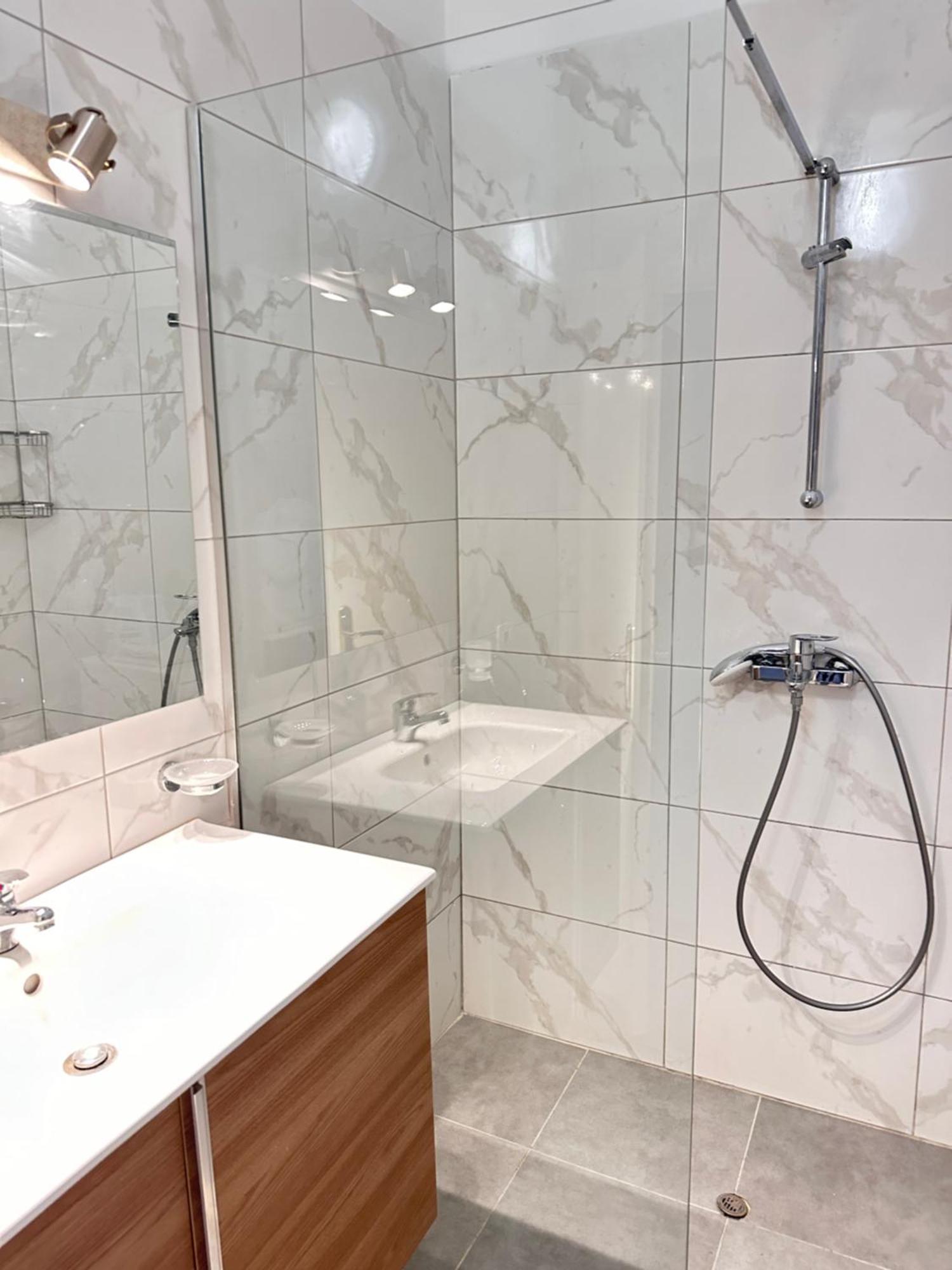 סרנדה The Hill Sea View Apartment מראה חיצוני תמונה
